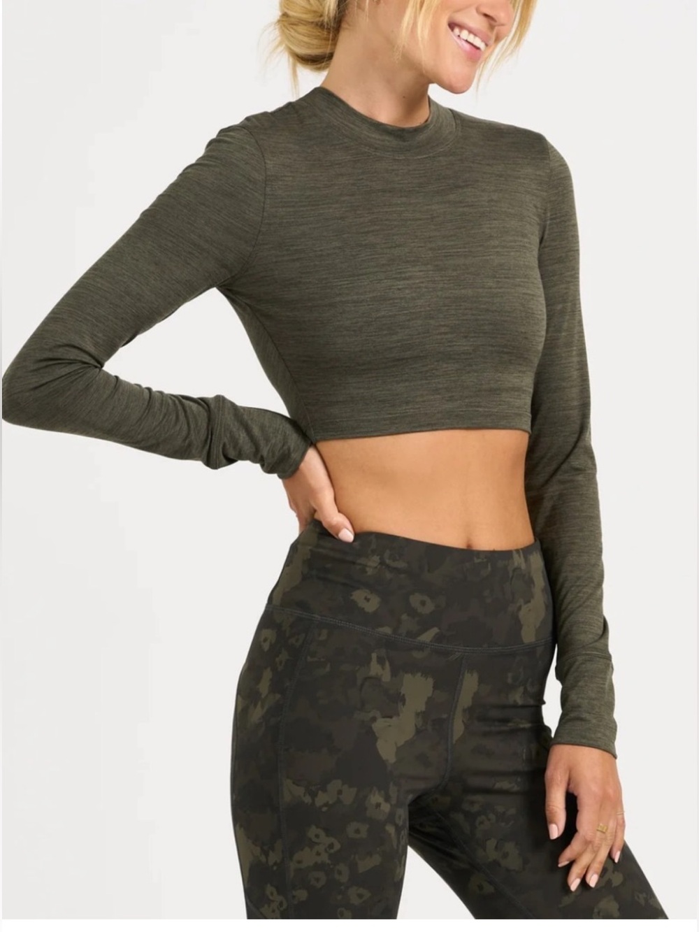 Vuori Long Sleeve luxe mock neck cropped tee